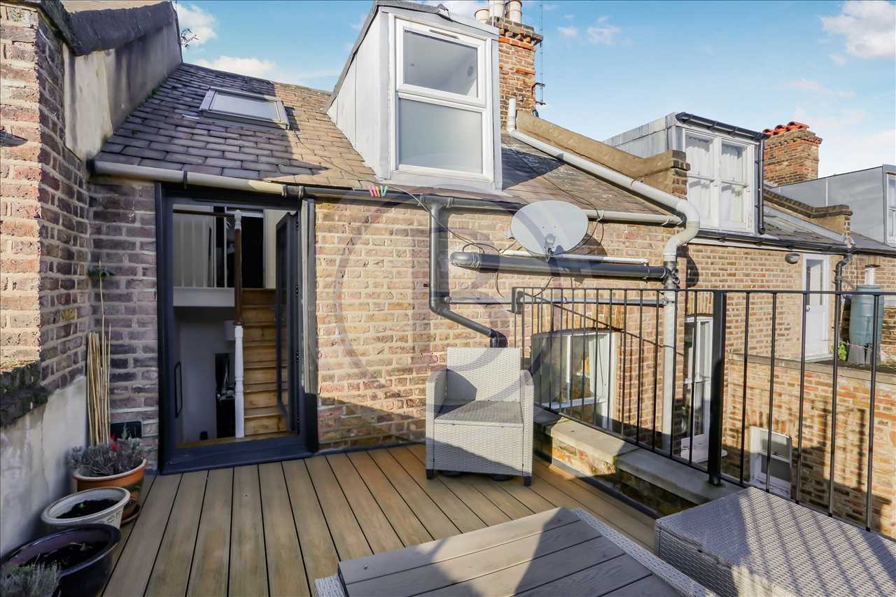 4 bed terraced house for sale in Hatchard Road  - Property Image 7