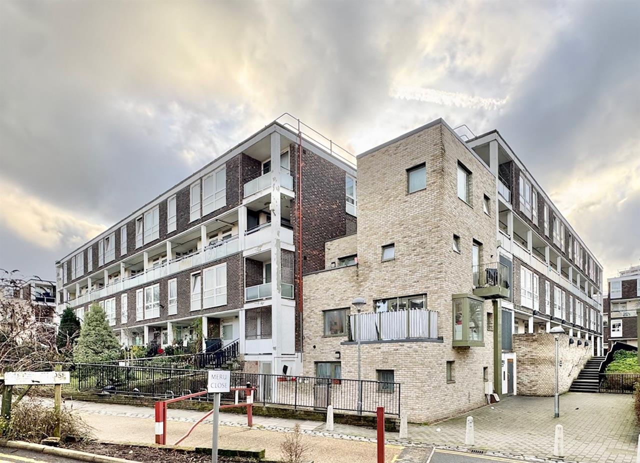 3 bed flat to rent in Kiln Place - Property Image 1