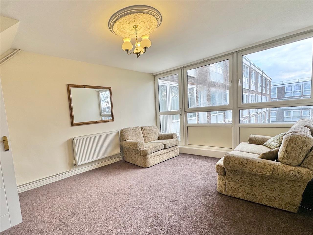 3 bed flat to rent in Kiln Place  - Property Image 2