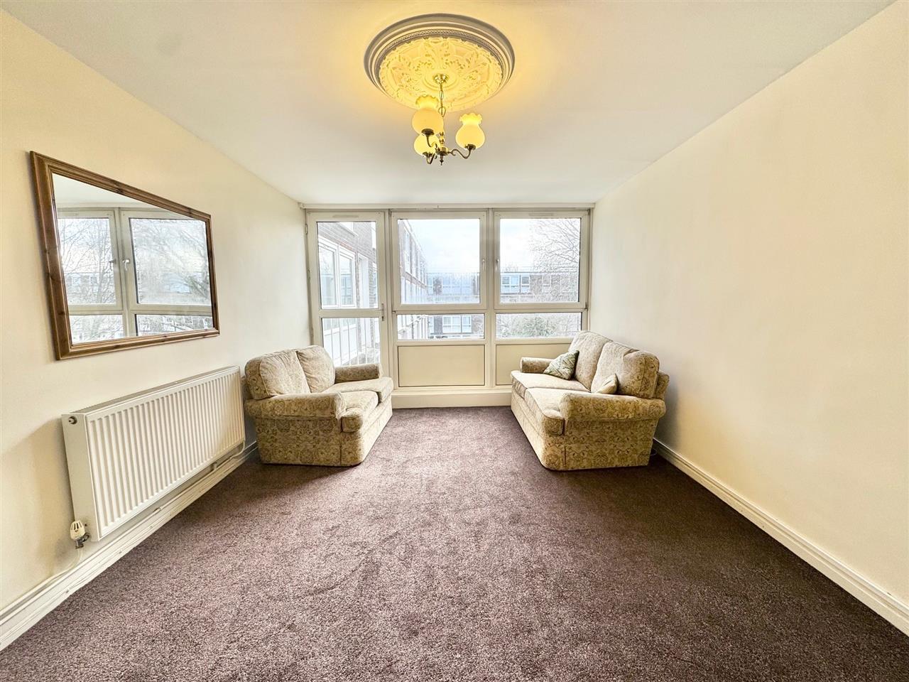 3 bed flat to rent in Kiln Place 4