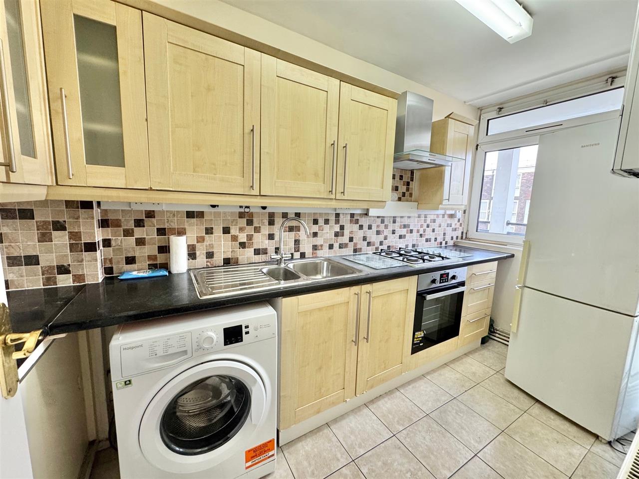 3 bed flat to rent in Kiln Place 5