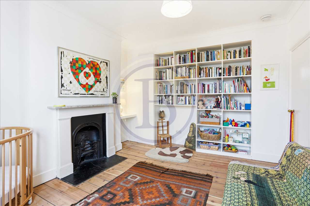 3 bed maisonette to rent in Lady Somerset Road  - Property Image 16