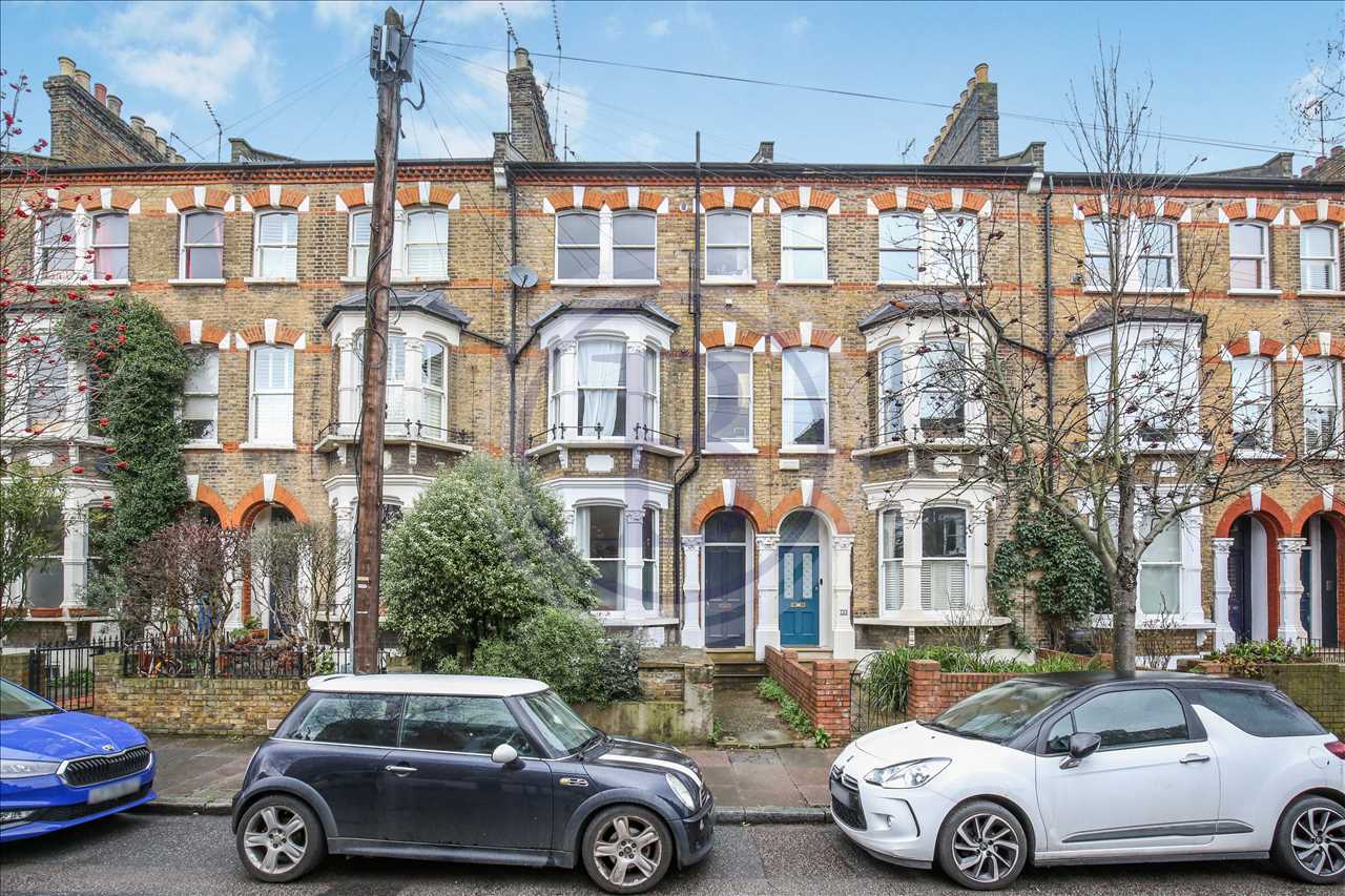 2 bed flat for sale in Mercers Road 1