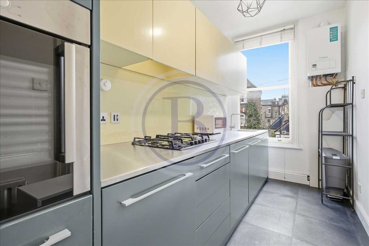 2 bed flat for sale in Mercers Road 6
