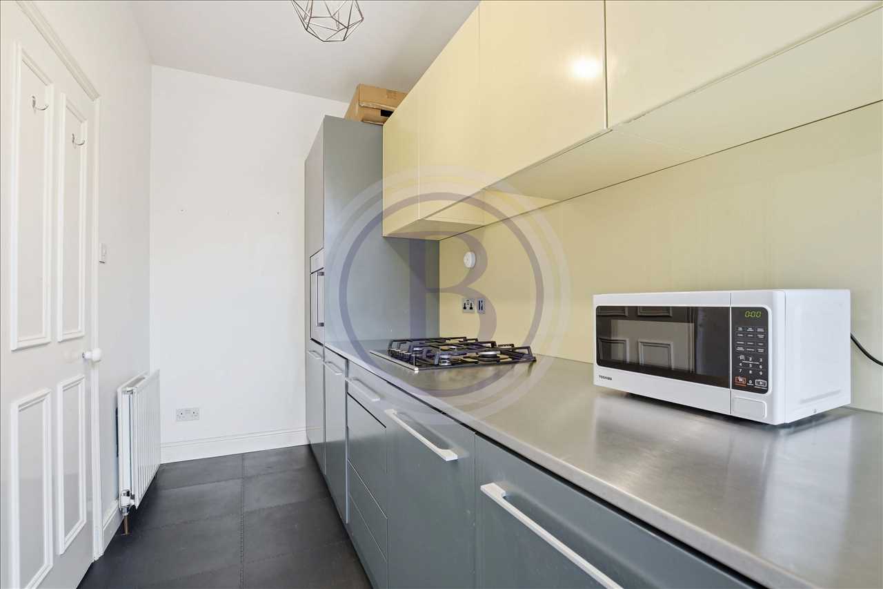 2 bed flat for sale in Mercers Road  - Property Image 8
