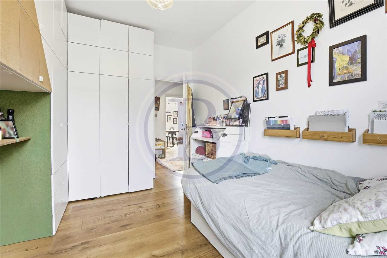 4 bed flat for sale in Lady Somerset Road 19