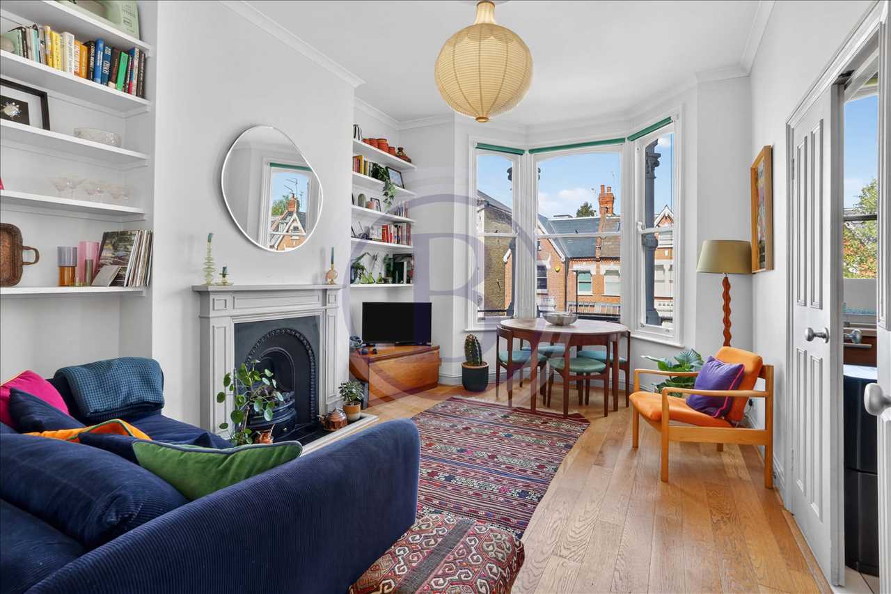 2 bed flat for sale in Mercers Road  - Property Image 1