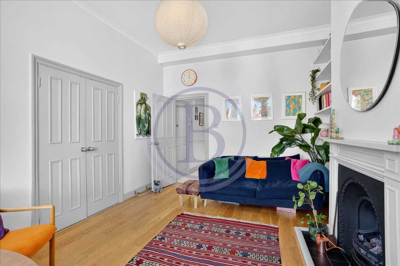 2 bed flat for sale in Mercers Road 9