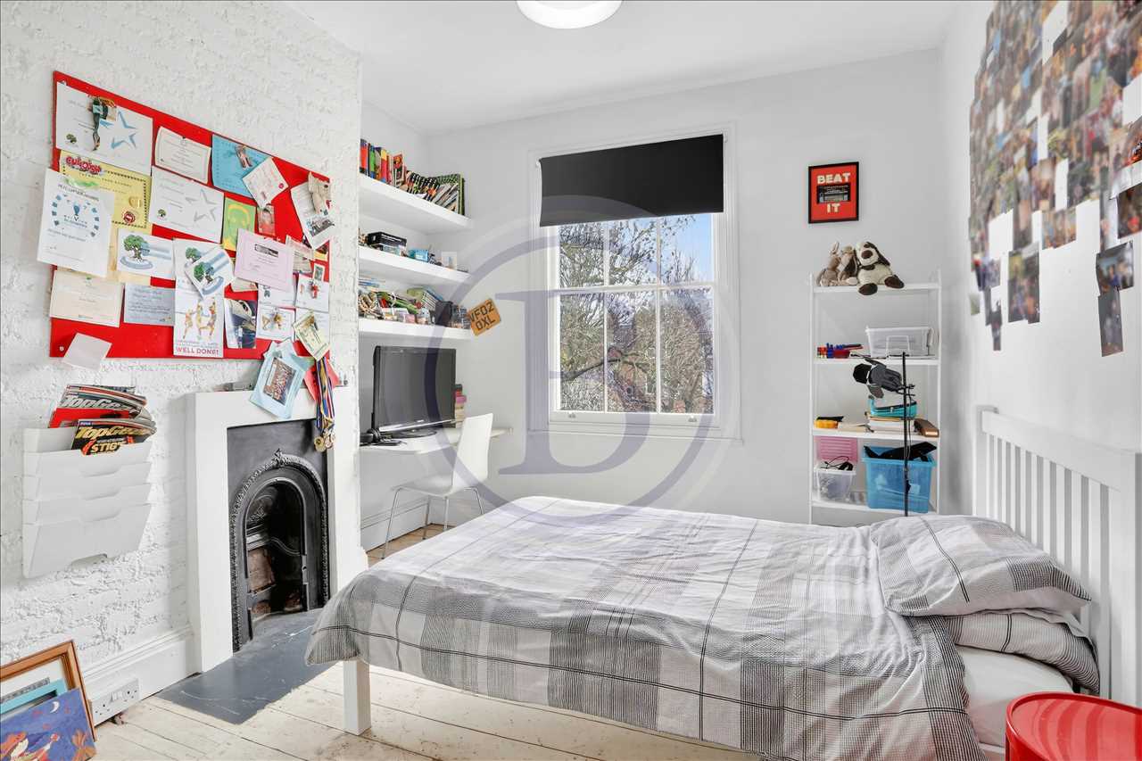 3 bed maisonette for sale in Corinne Road  - Property Image 12
