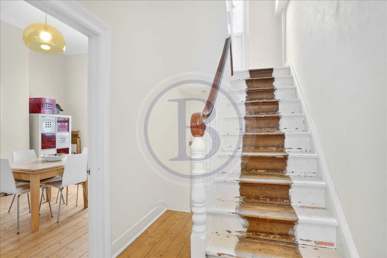 3 bed maisonette for sale in Corinne Road 15