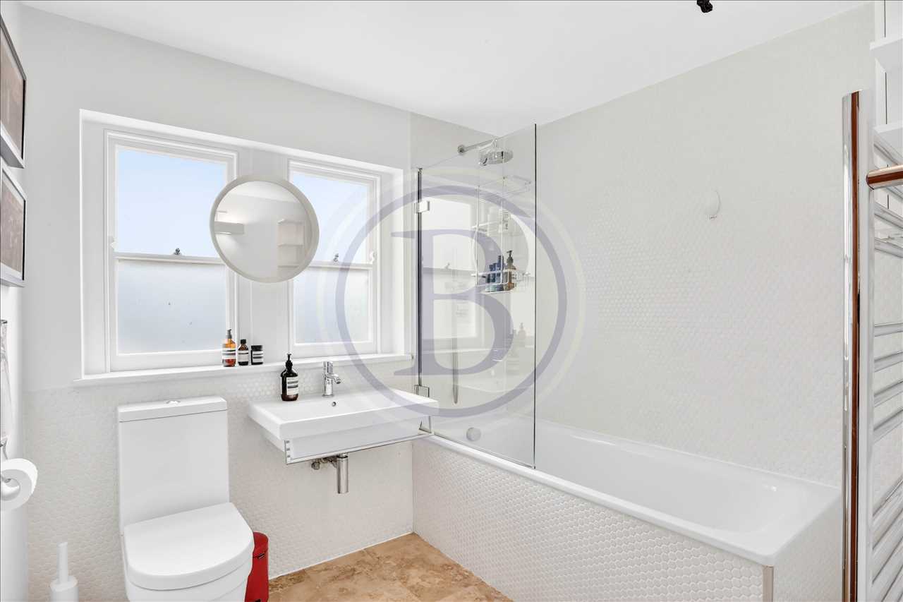 2 bed flat for sale in Mercers Road  - Property Image 13