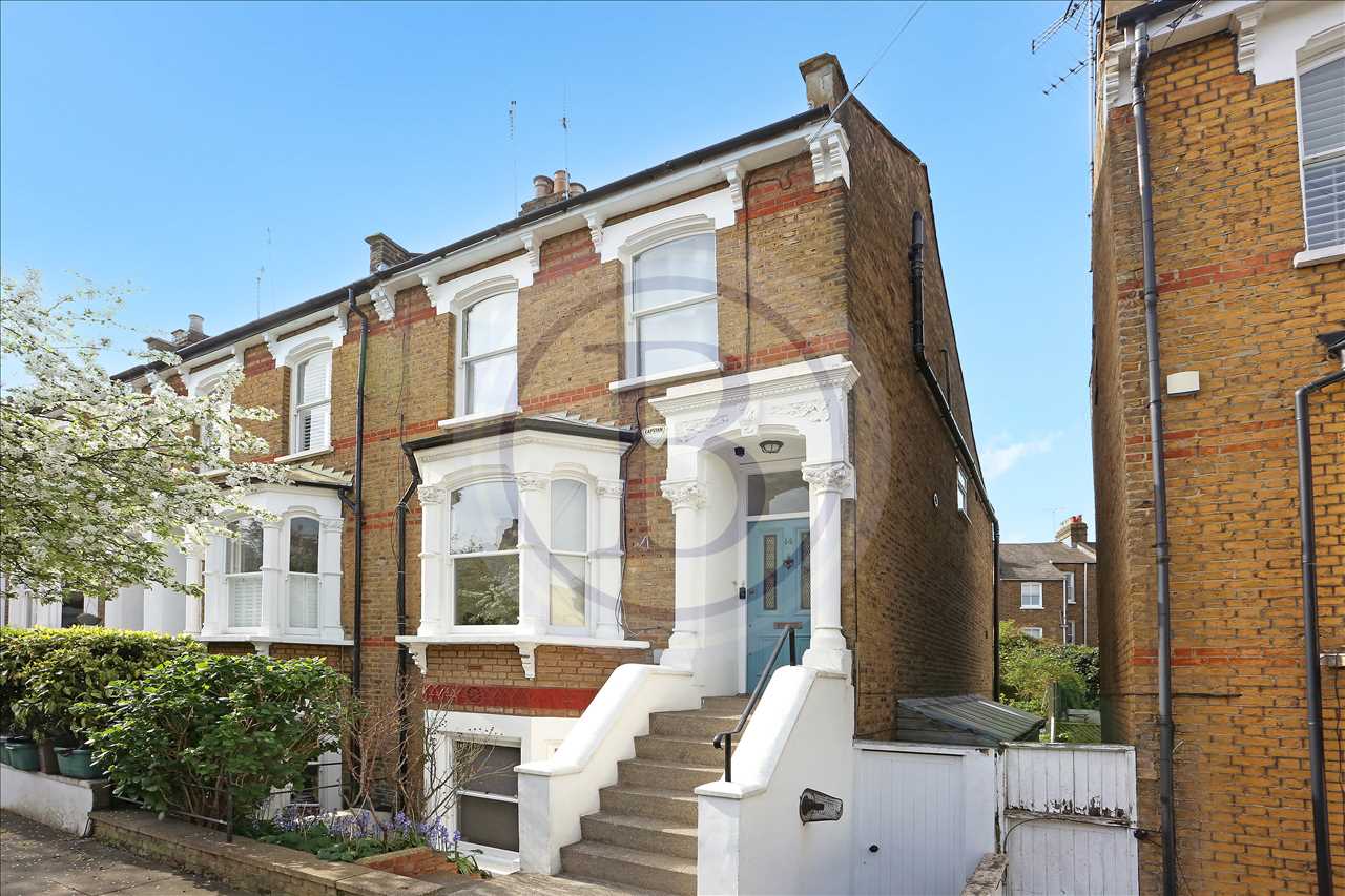 CHAIN FREE! A very well presented and spacious (approximately 1926 Sq Ft/179 Sq M including restricted head height areas and lean to) end of terrace Victorian house situated in a highly sought after residential road located within close proximity to Tufnell Park (Northern Line) underground ...