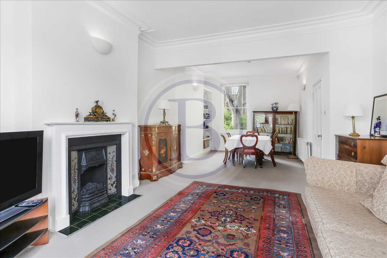 4 bed end of terrace house for sale in Hugo Road 6