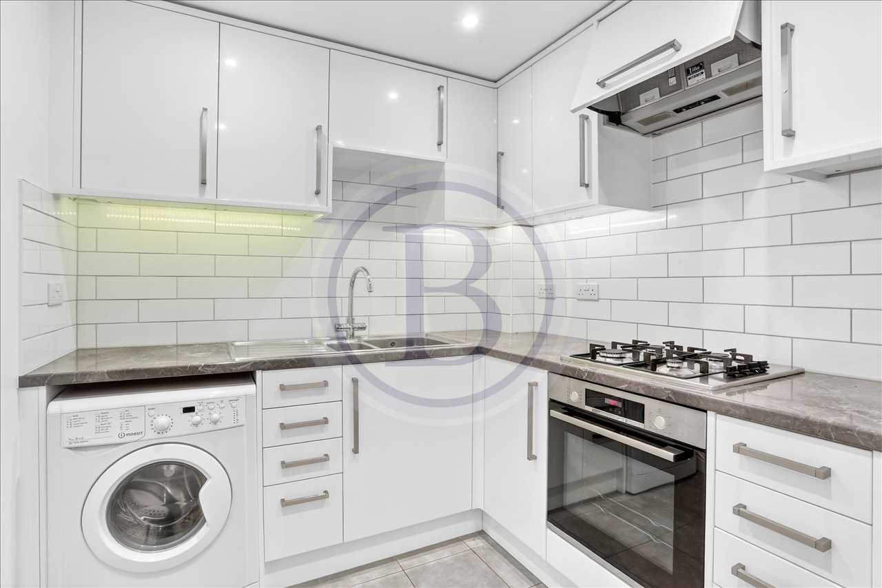 2 bed flat for sale in Sherard Court 1