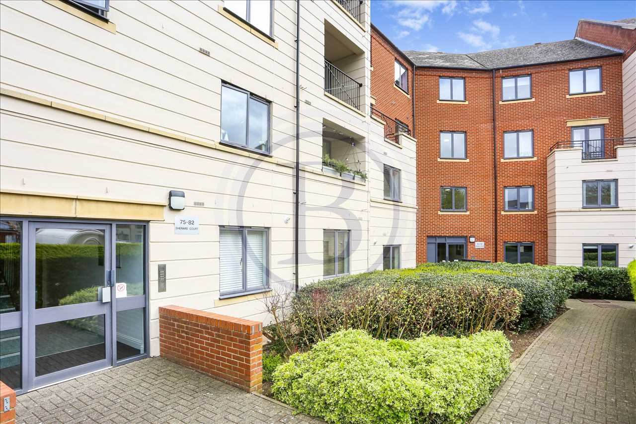 2 bed flat for sale in Sherard Court 10