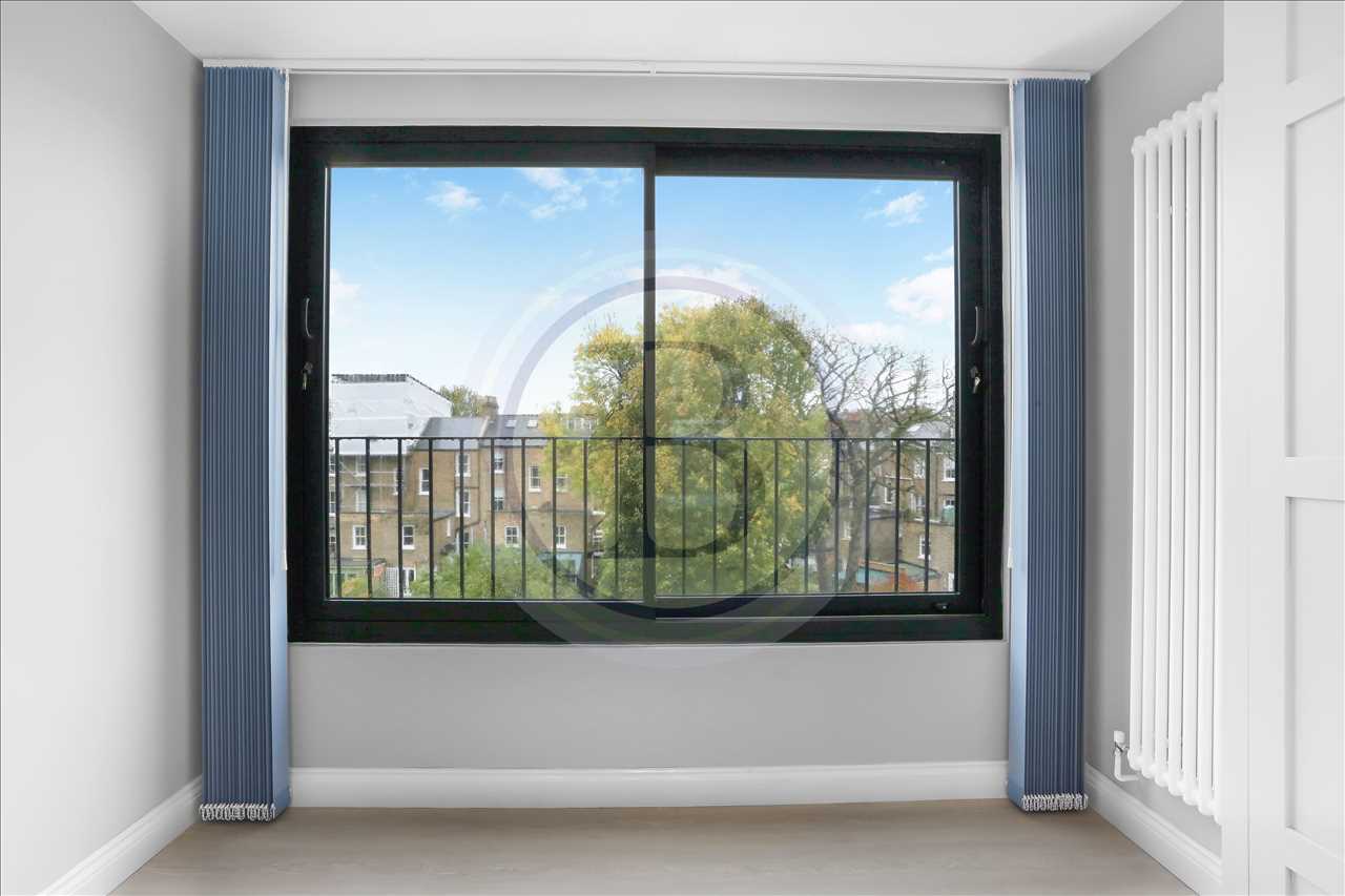 2 bed flat for sale in Tufnell Park Road  - Property Image 6