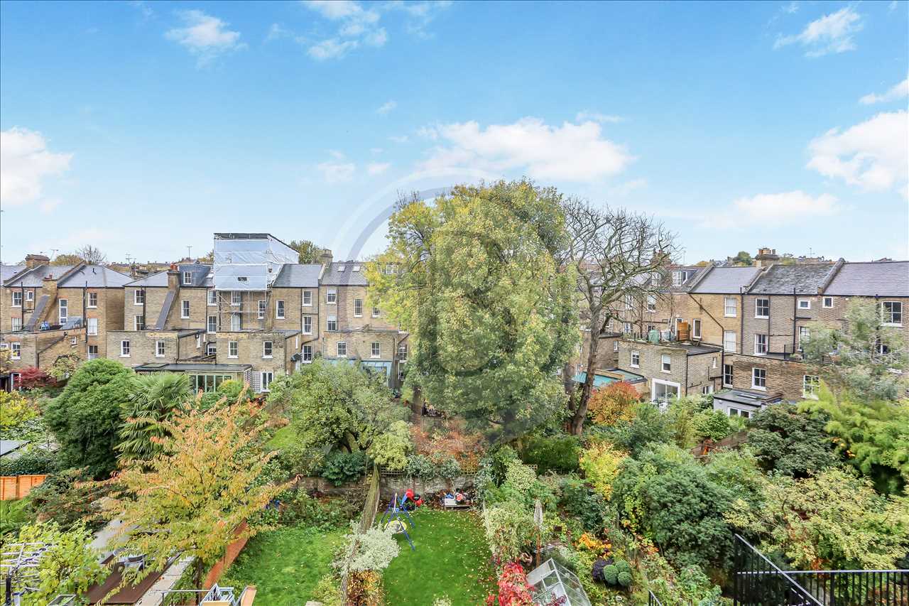2 bed flat for sale in Tufnell Park Road  - Property Image 14
