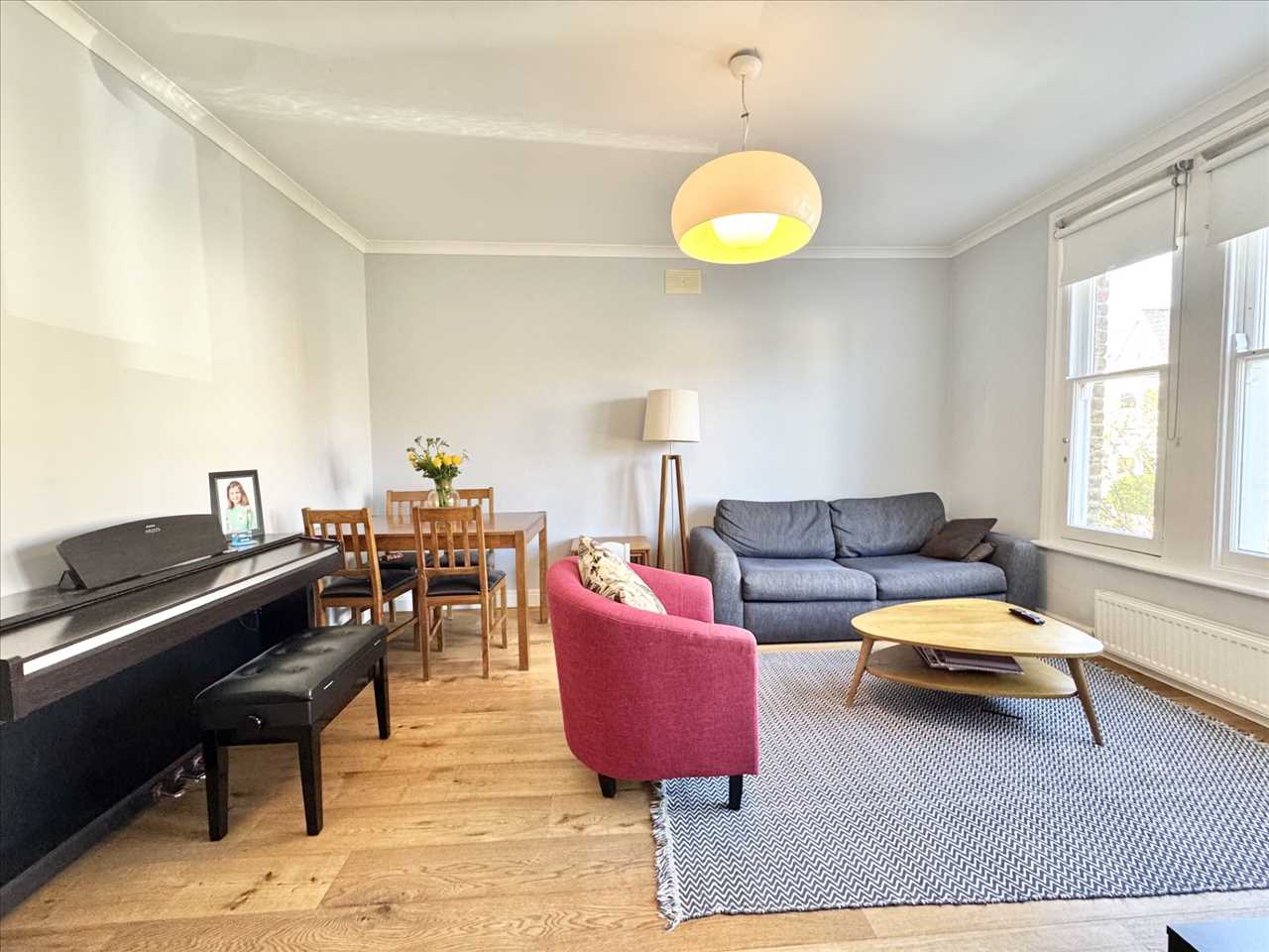2 bed flat for sale in Yerbury Road  - Property Image 1