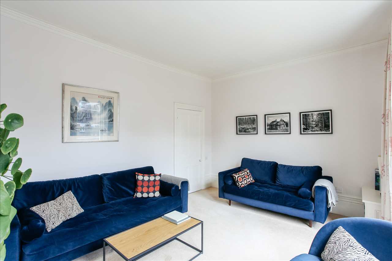 4 bed semi-detached house for sale in Hungerford Road 6