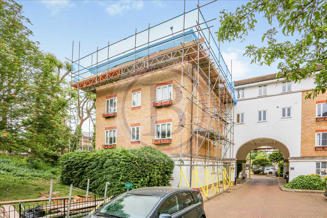 2 bed flat for sale in Goddard Place  - Property Image 2