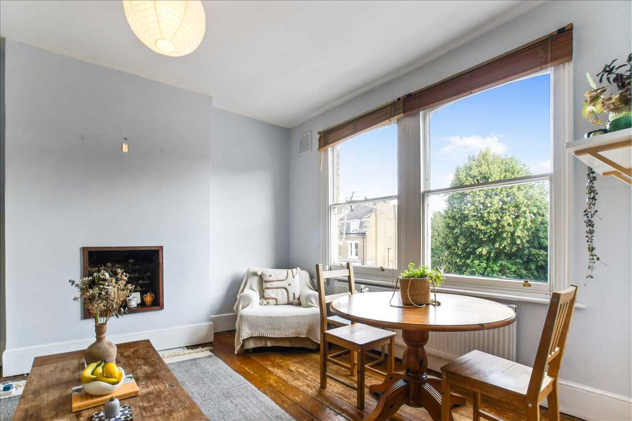1 bed maisonette for sale in Tufnell Park Road  - Property Image 10
