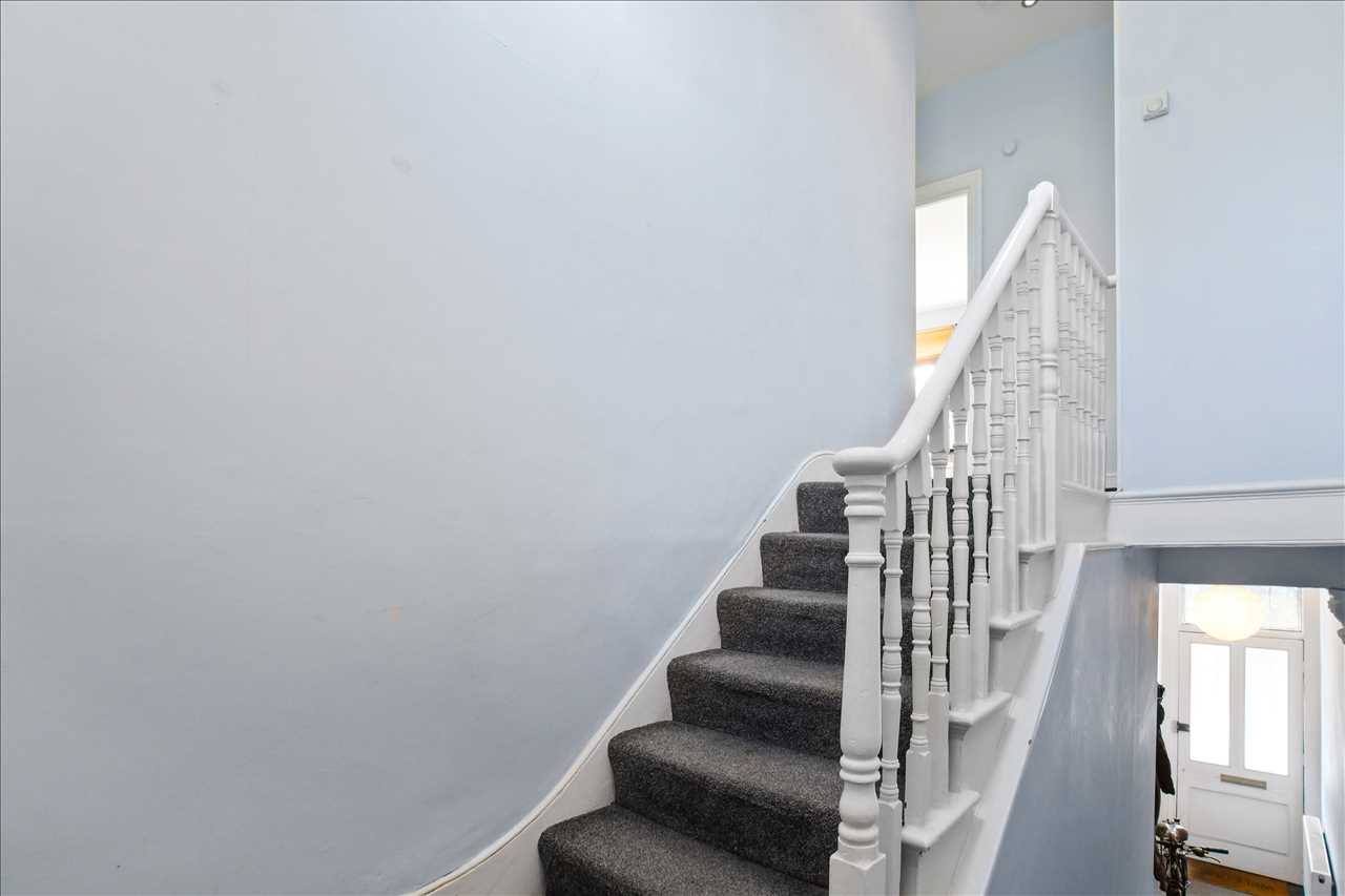 1 bed maisonette for sale in Tufnell Park Road  - Property Image 14