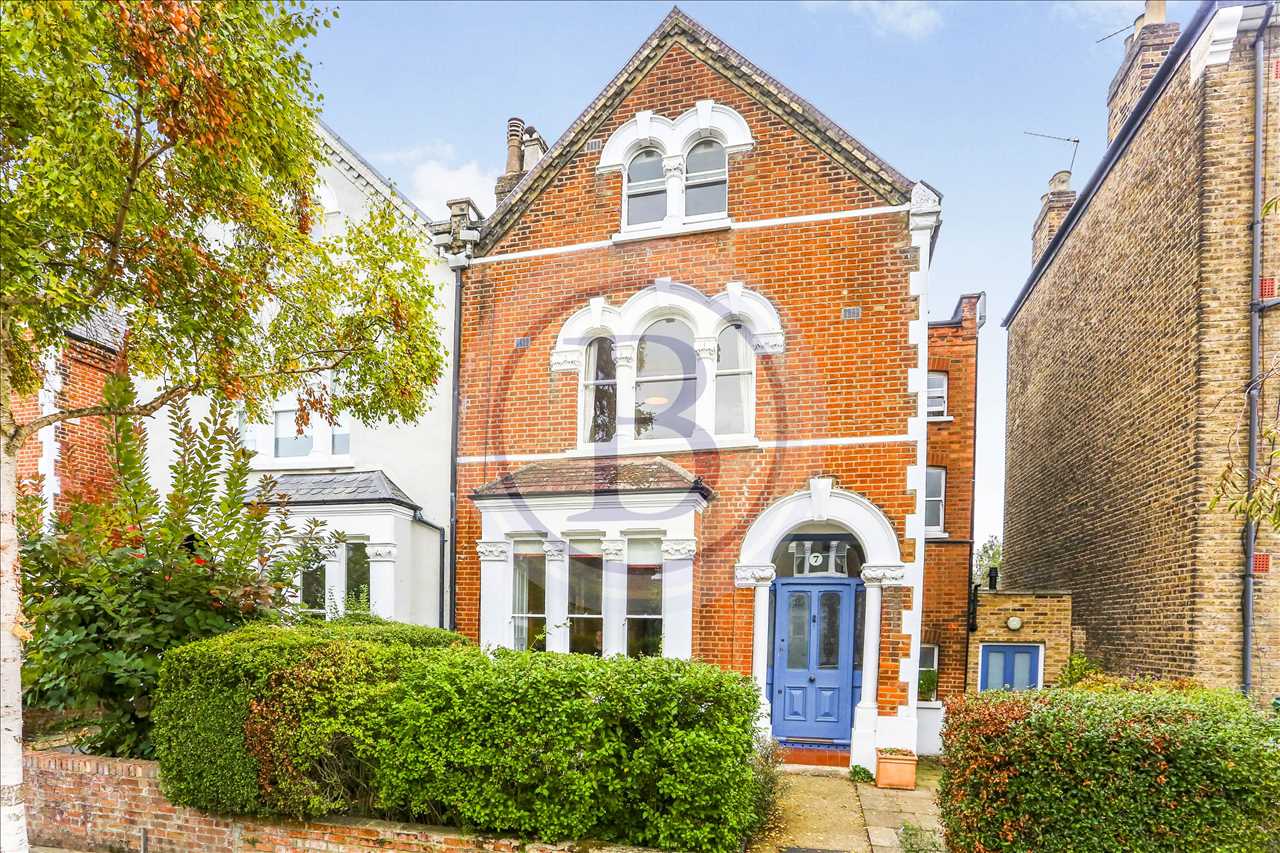 2 bed flat for sale in Yerbury Road 3