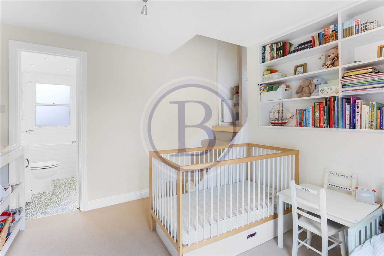 2 bed flat for sale in Yerbury Road  - Property Image 7