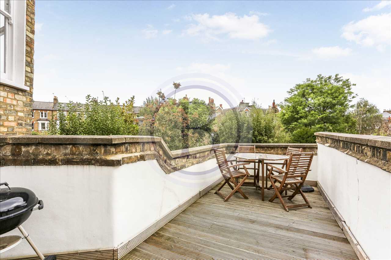 2 bed flat for sale in Yerbury Road  - Property Image 15