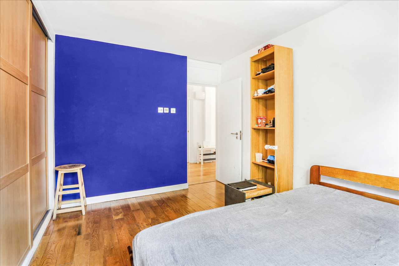 2 bed flat for sale in Leighton Crescent 6