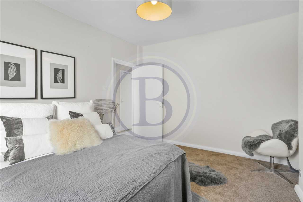 3 bed flat for sale in Crayford Road  - Property Image 10