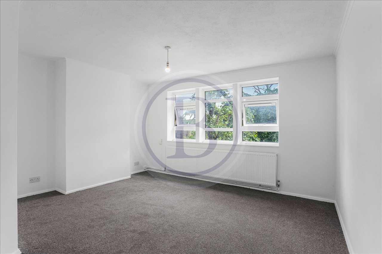 2 bed flat for sale in Lupton Street 2