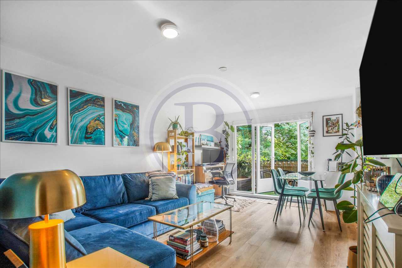 1 bed flat for sale in Dartmouth Park Hill 3