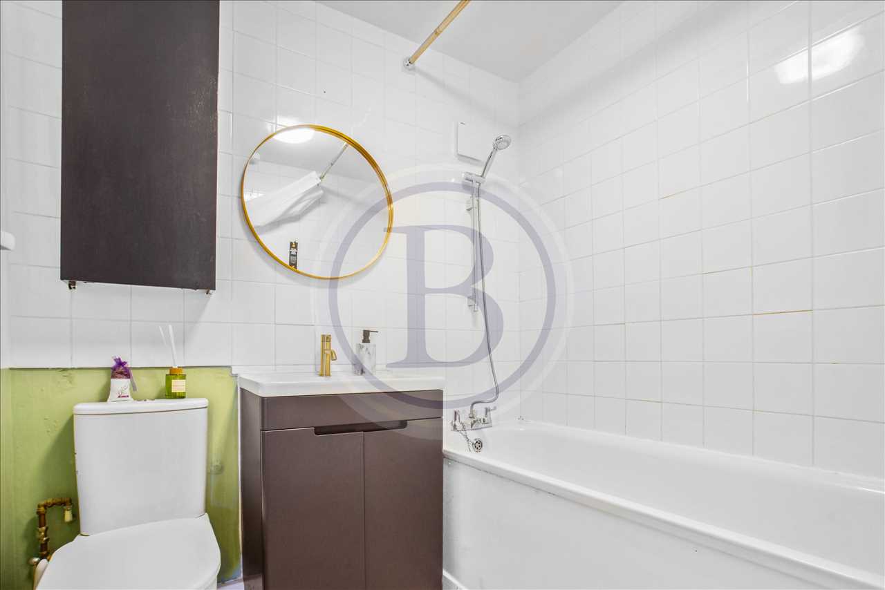 1 bed flat for sale in Dartmouth Park Hill 10