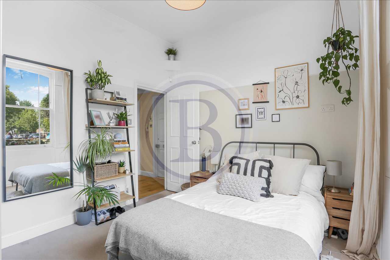 2 bed flat for sale in Windsor Road  - Property Image 10
