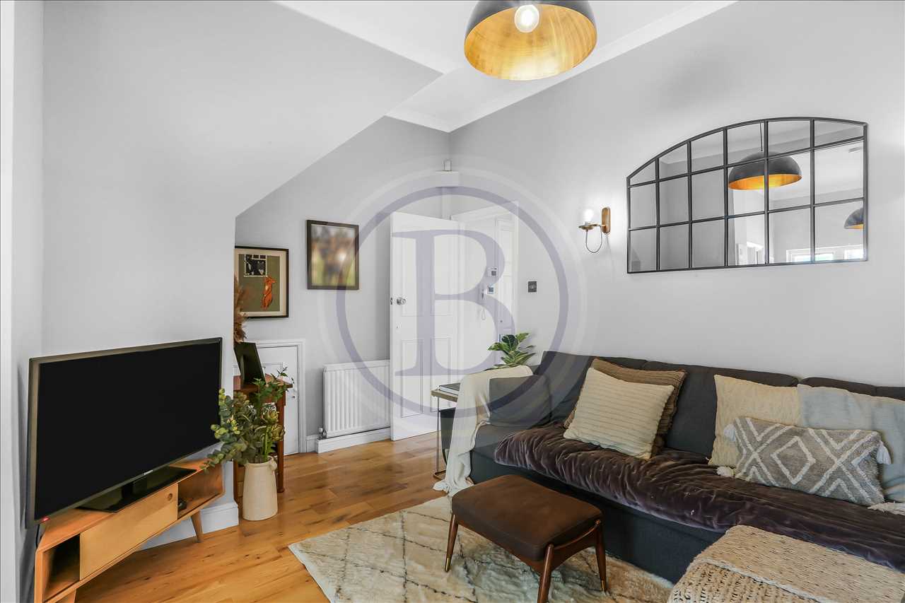 2 bed flat for sale in Windsor Road  - Property Image 13