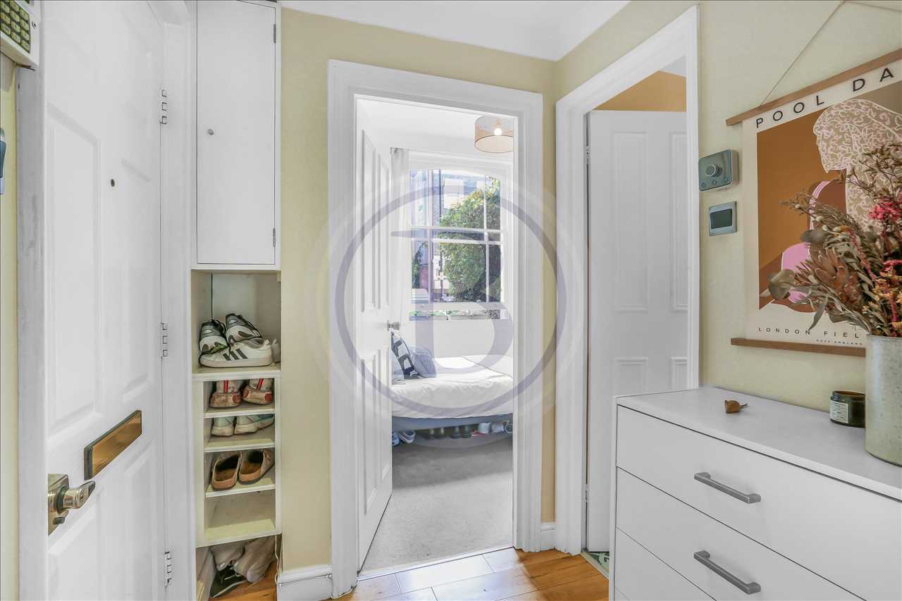 2 bed flat for sale in Windsor Road  - Property Image 16