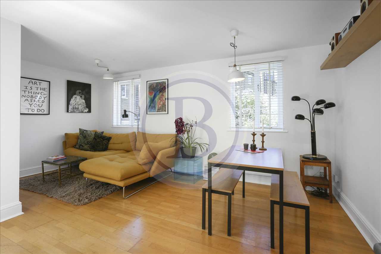 3 bed mews house for sale in Criterion Mews - Property Image 1