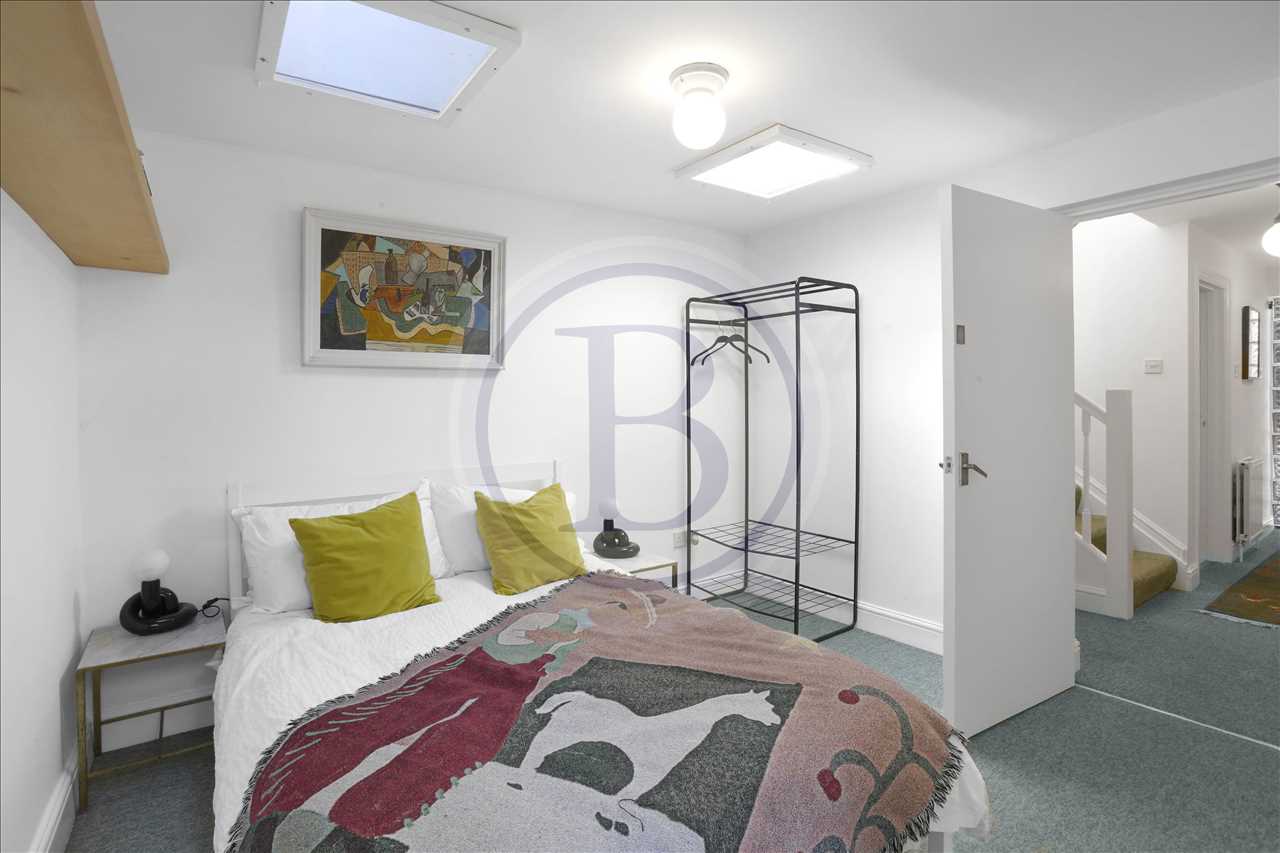 3 bed mews house for sale in Criterion Mews  - Property Image 4