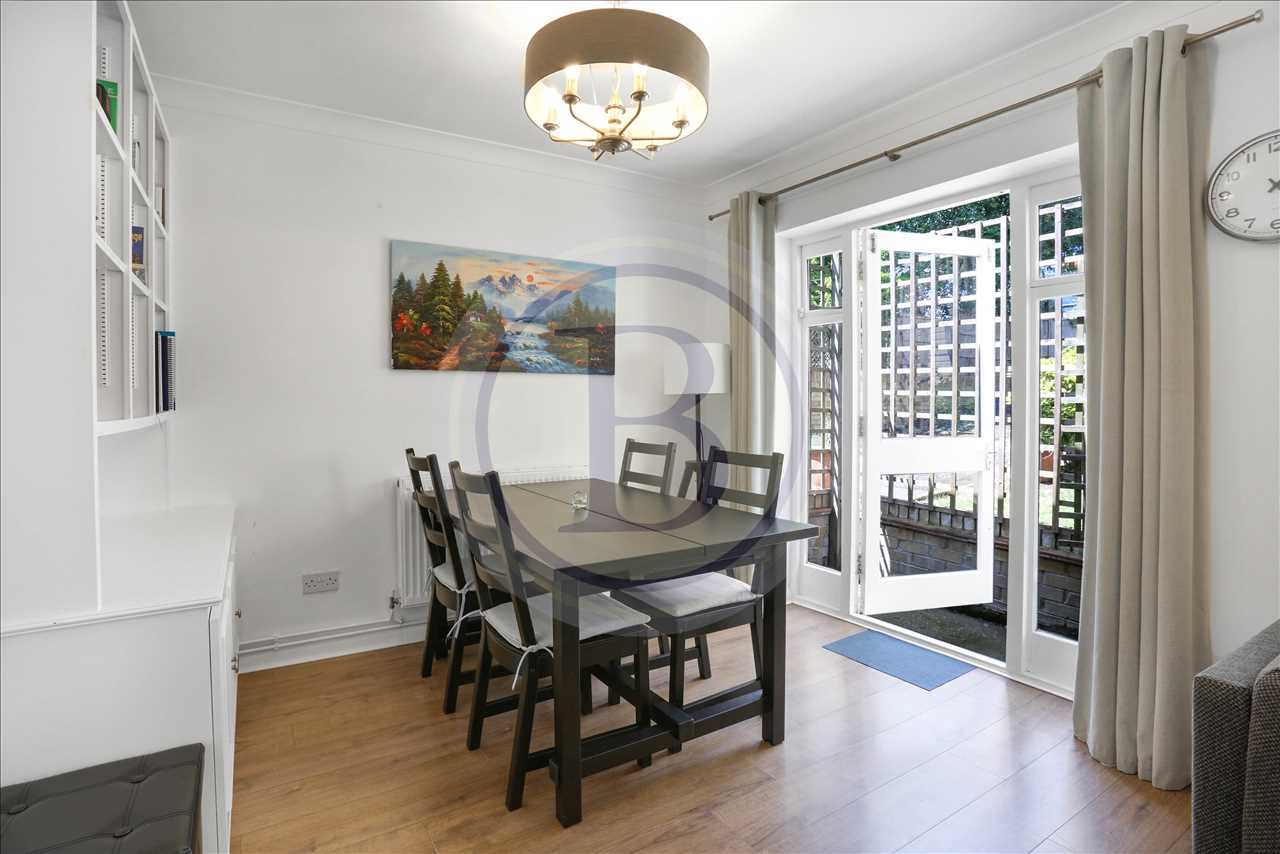 2 bed flat for sale in Chetwynd Road 6