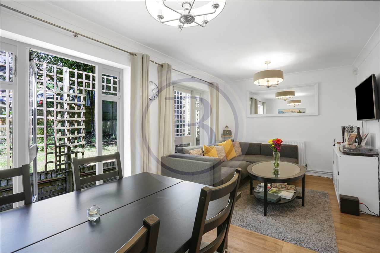 2 bed flat for sale in Chetwynd Road 10