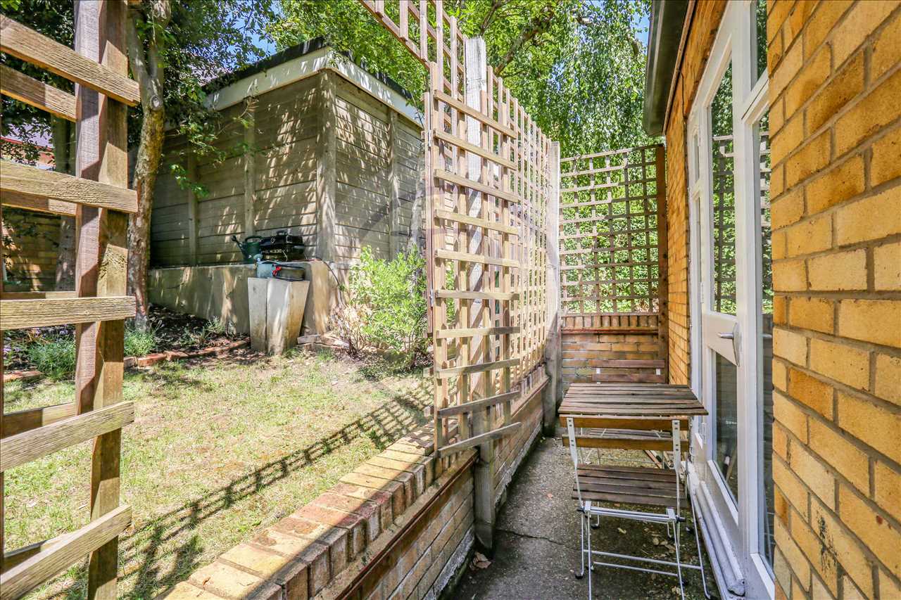 2 bed flat for sale in Chetwynd Road  - Property Image 19