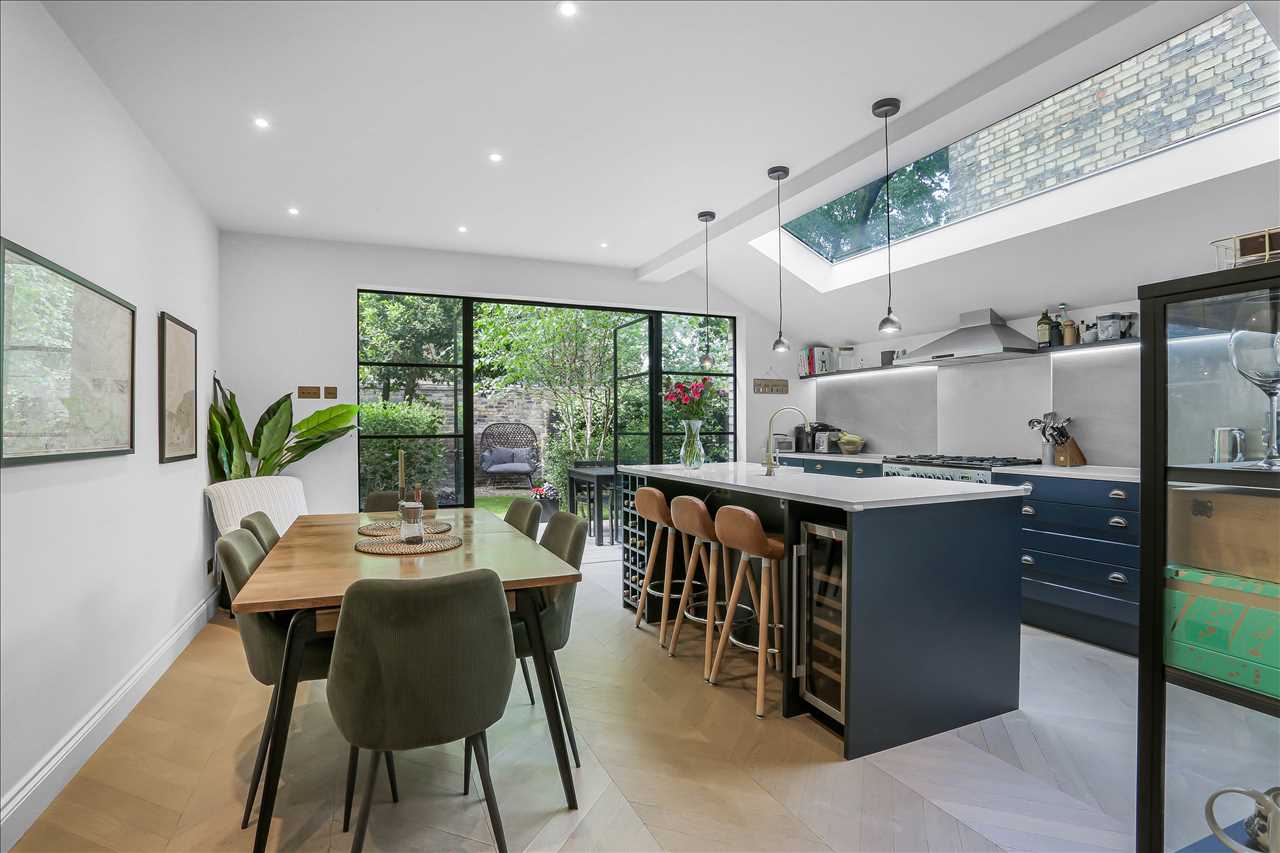 CHAIN FREE! A truly stunning, immaculately presented and very spacious (approximately 2375 Sq Ft / 221 Sq M including cellar) extended Victorian house situated in a highly sought after Tufnell Park enclave that is within close proximity to multiple shopping and transport facilities including ...