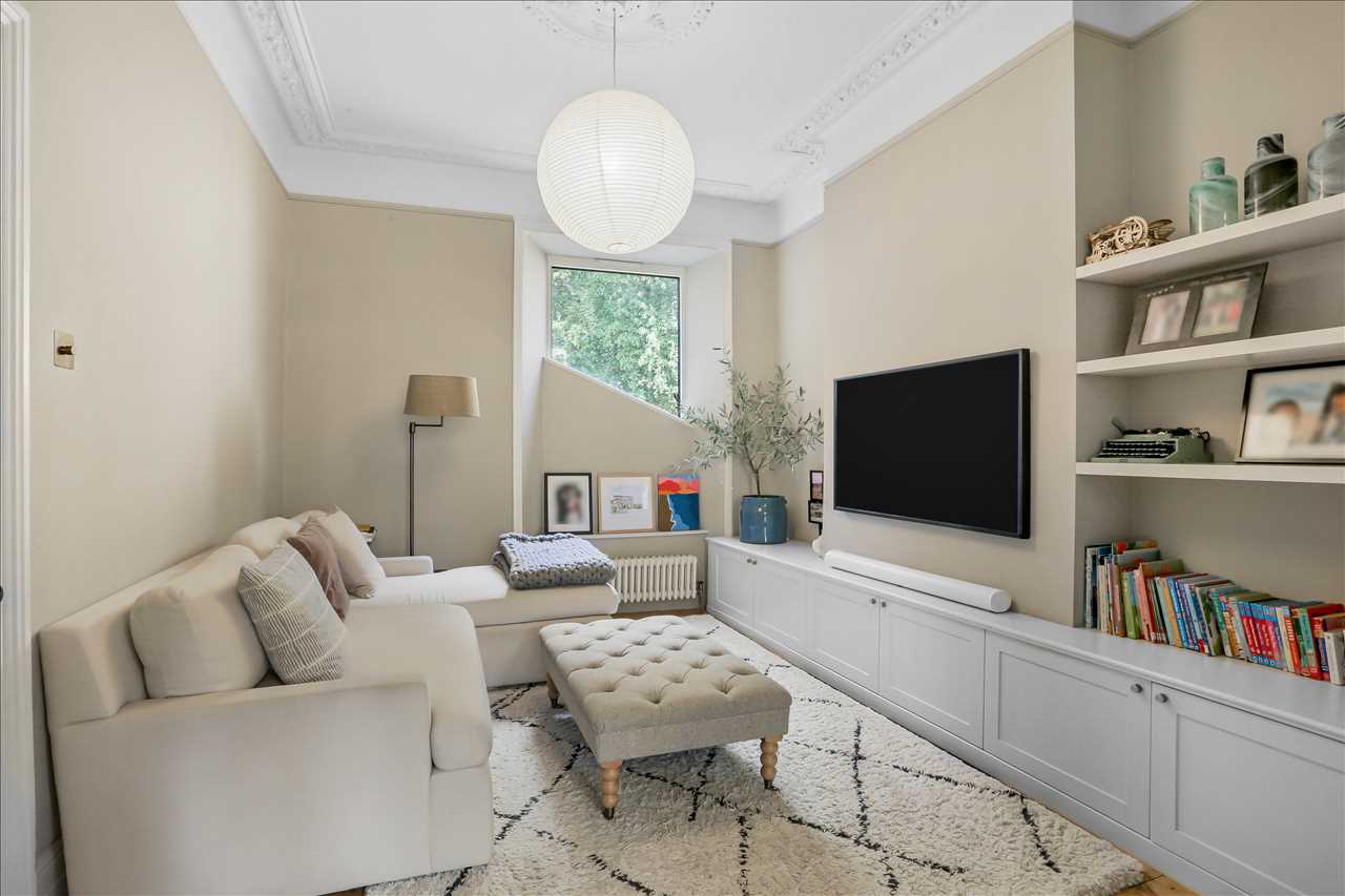 5 bed for sale in Tabley Road 6