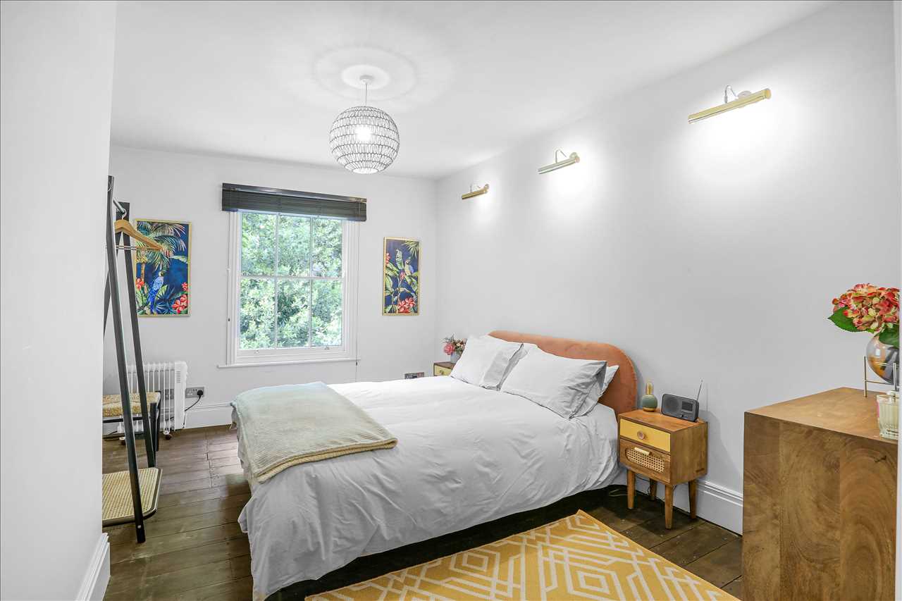 5 bed for sale in Tabley Road 9