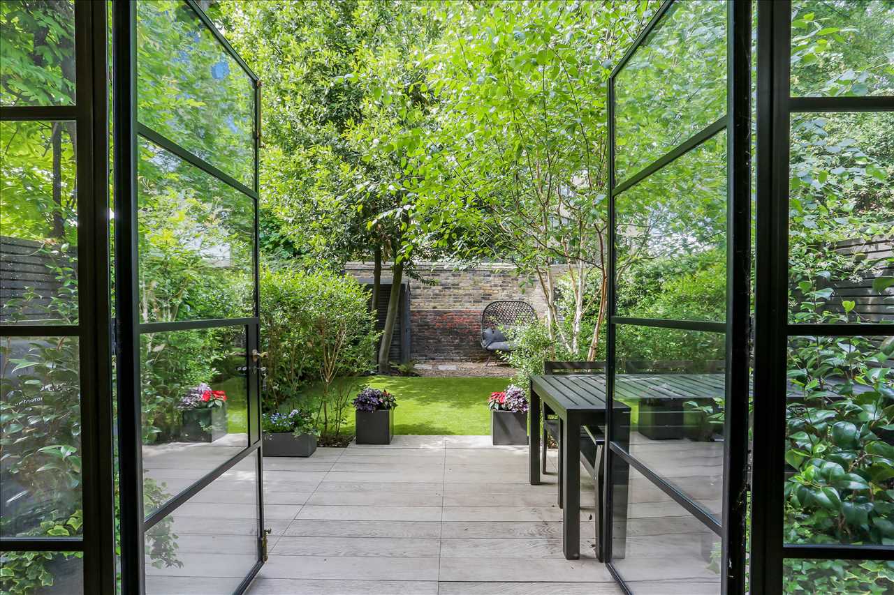 5 bed for sale in Tabley Road 13
