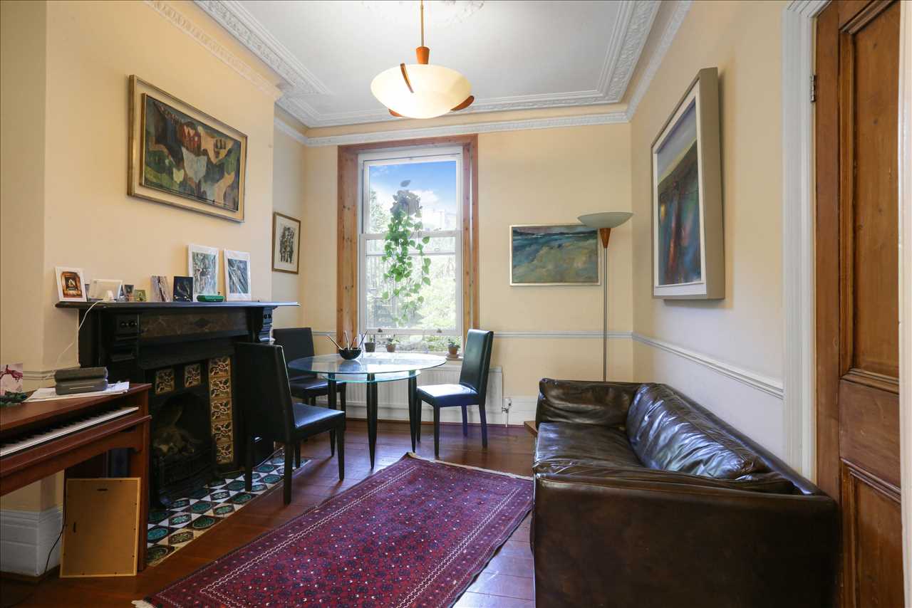 5 bed terraced house for sale in Monnery Road 10