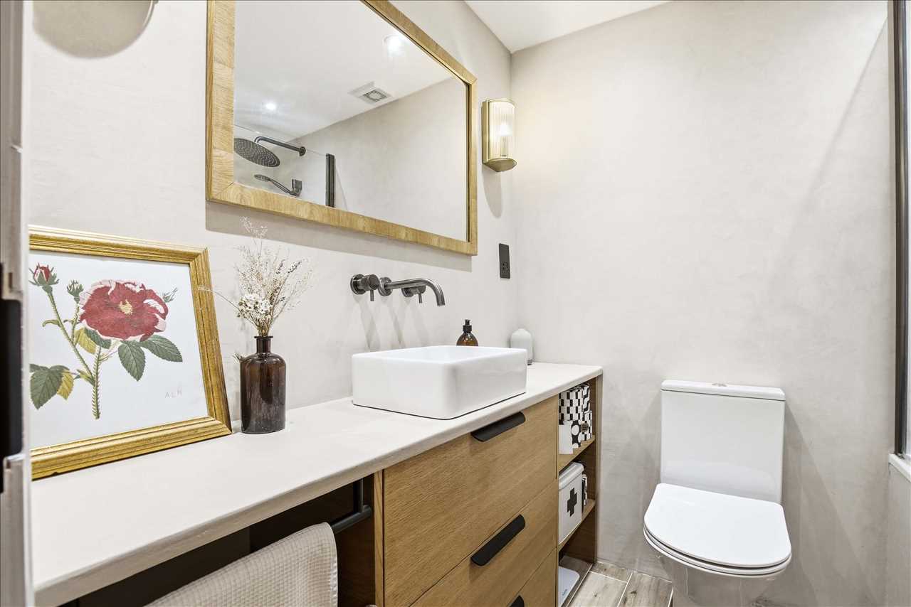 1 bed flat for sale in Montpelier Grove 13
