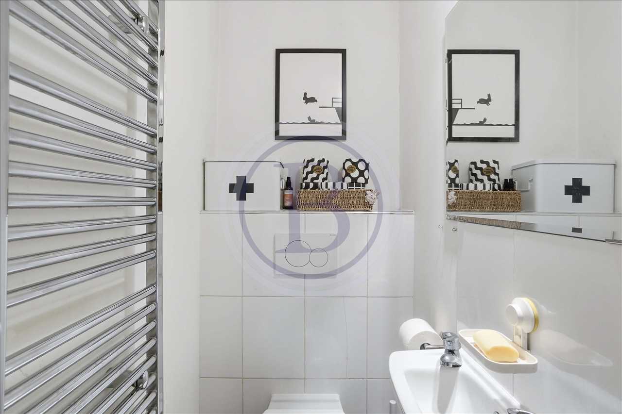 3 bed flat for sale in Tufnell Park Road 17
