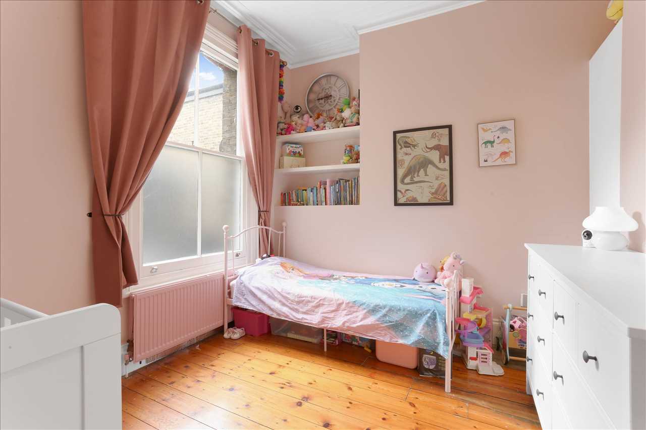 2 bed flat for sale in Tytherton Road  - Property Image 13